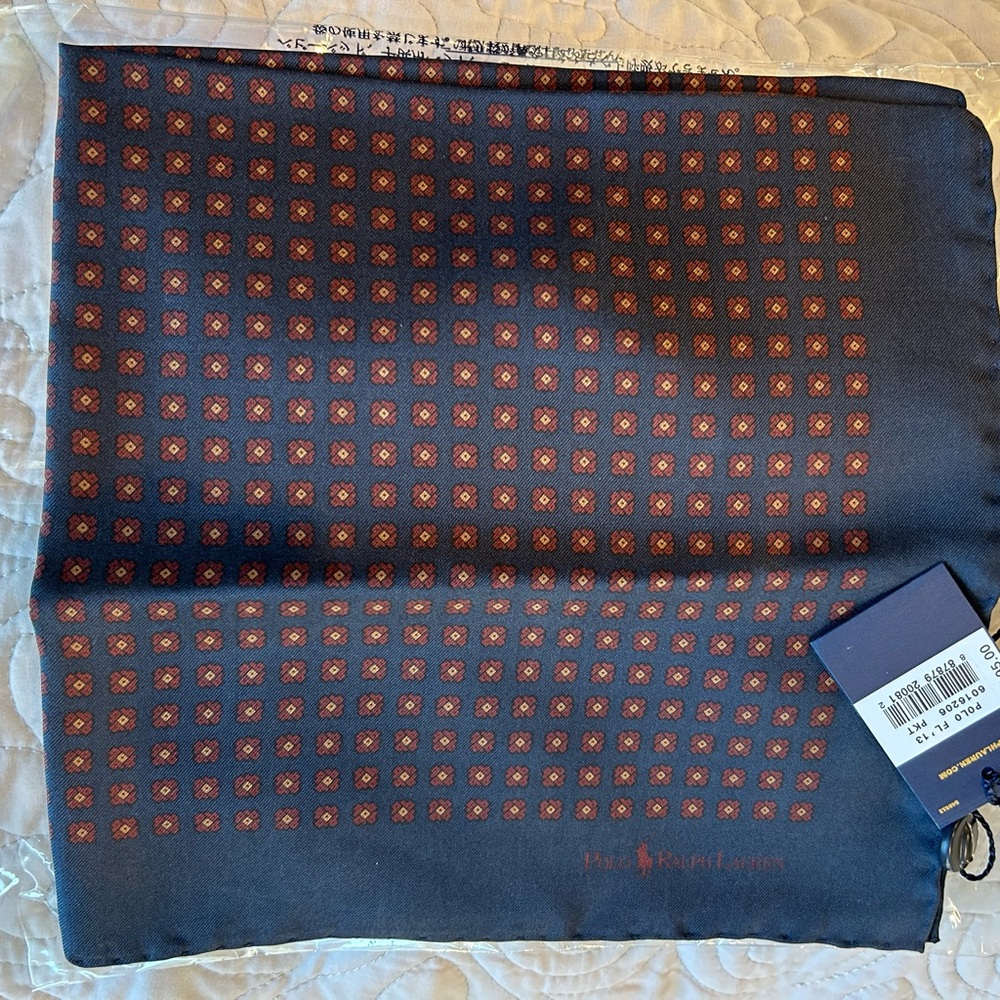 Polo Ralph Lauren Silk Navy Blue Pocket Square w Red/Gold Geometric pattern
